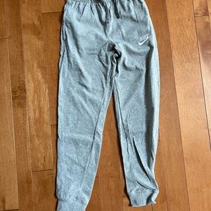 Boys Nike Standard Fit Sweat Pants Size Medium
